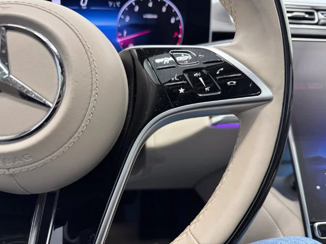 Certified Used 2023 Obsidian Black Metallic Mercedes-Benz S 500 image 24