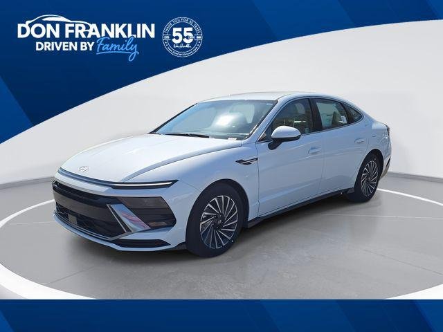 2025 Hyundai Sonata Hybrid