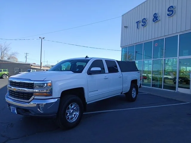 Used 2018 White Chevrolet LT image 7