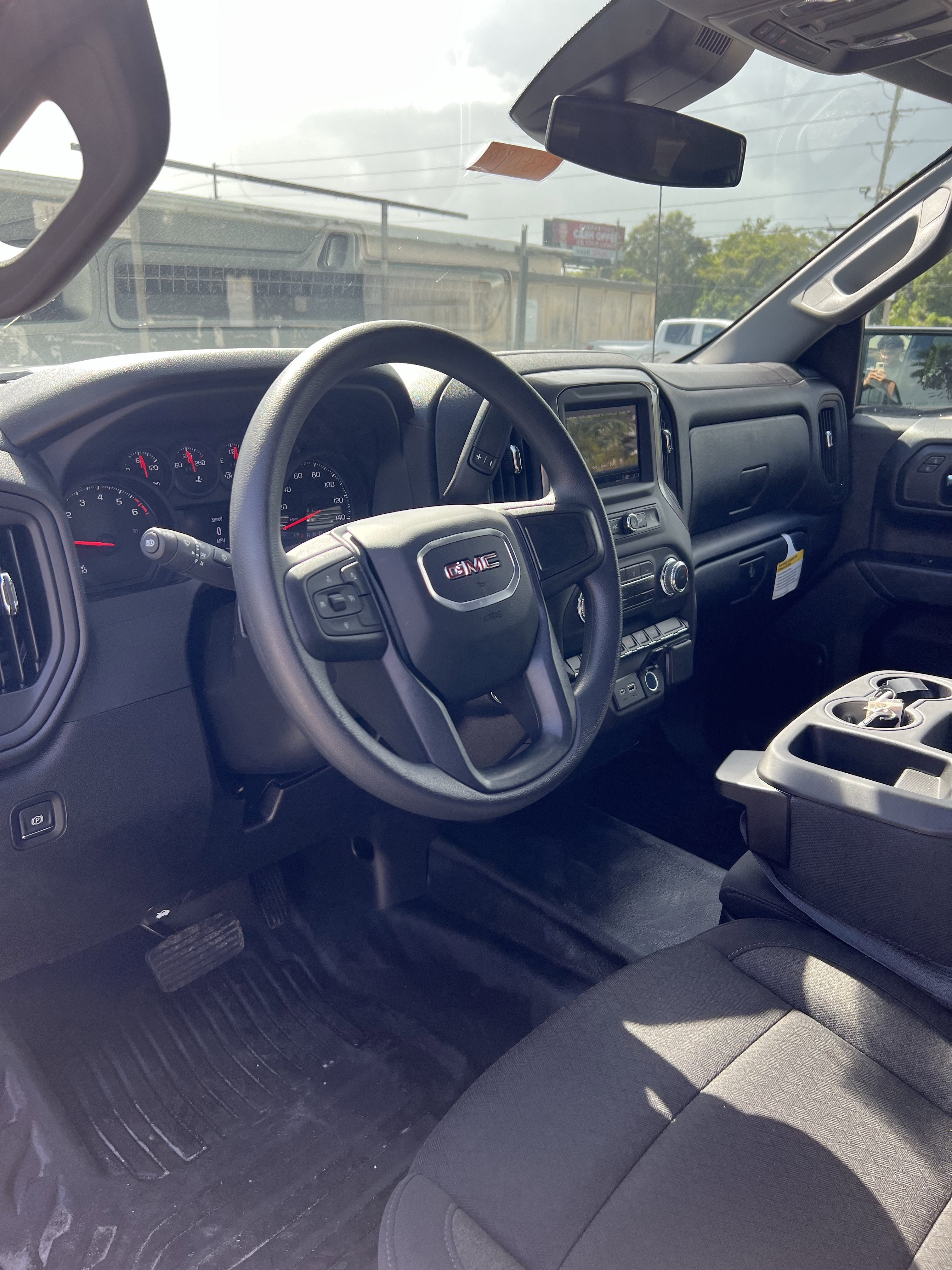2025 GMC Sierra 1500 Pro - Photo 10