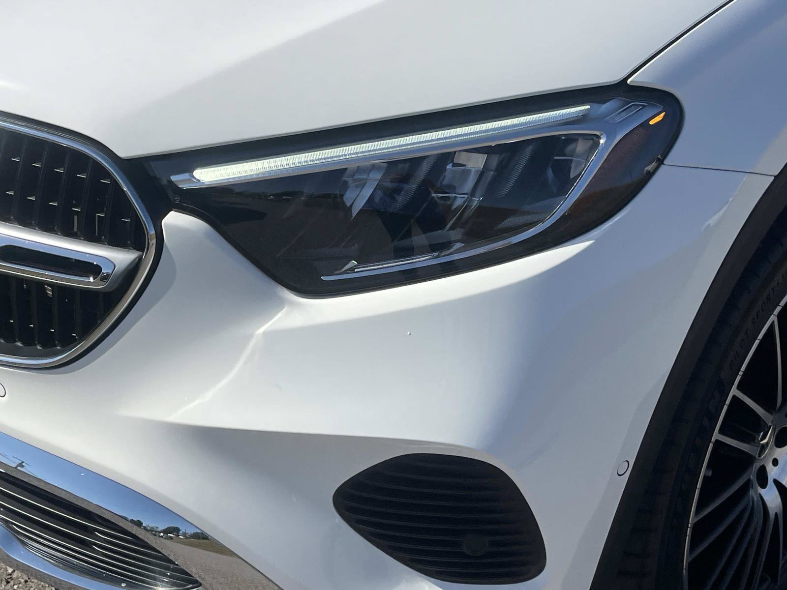 Used 2026 Polar White Mercedes-Benz GLC 300 image 9