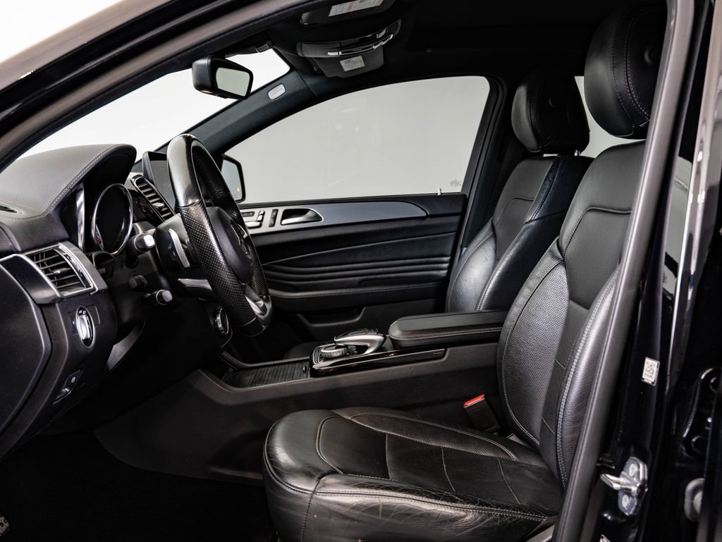 Used 2019 Black Mercedes-Benz GLE 43 AMG® image 23