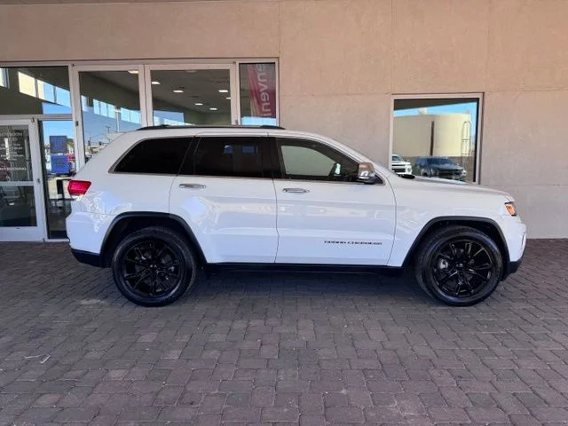 Used 2014 White Jeep Limited image 6