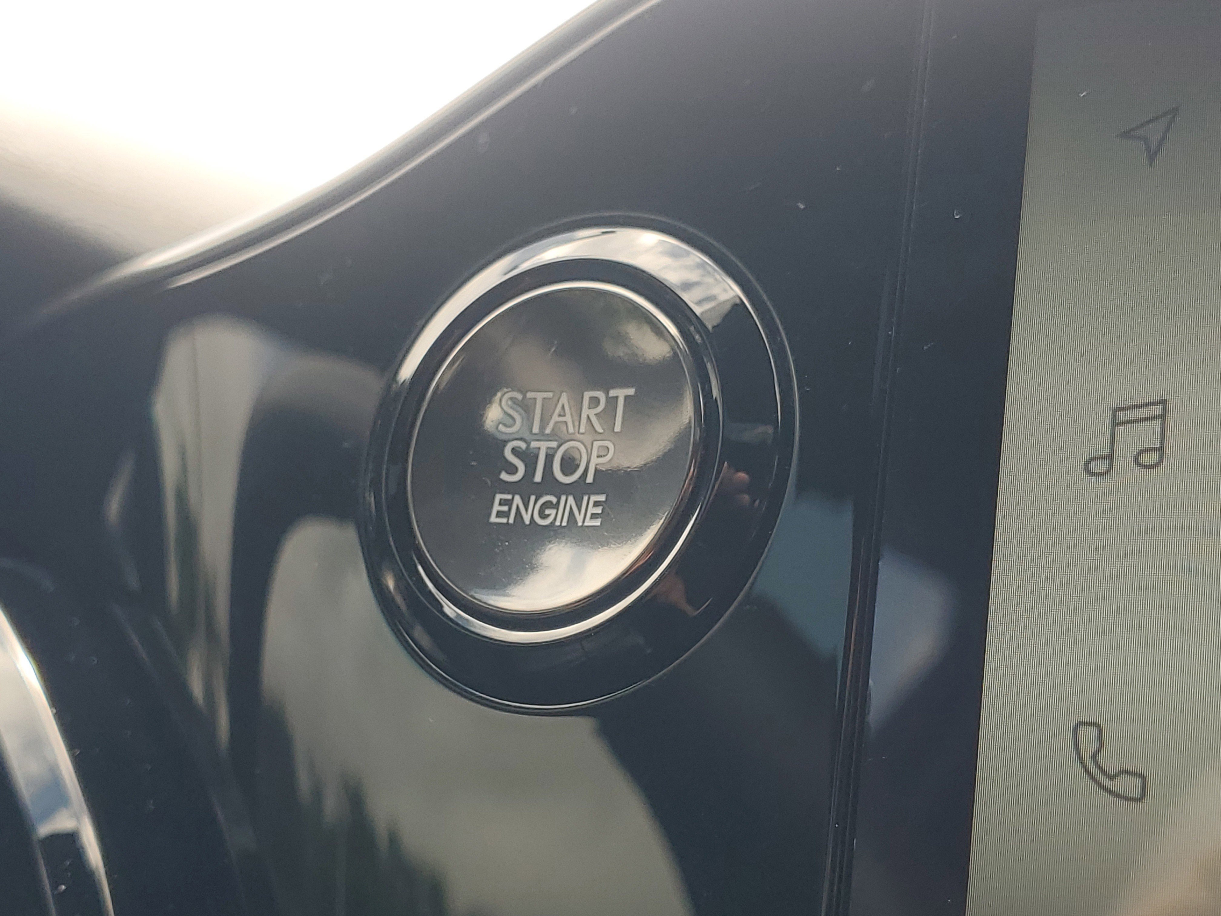 Used 2024 Silver Lexus NX 250 Premium image 33