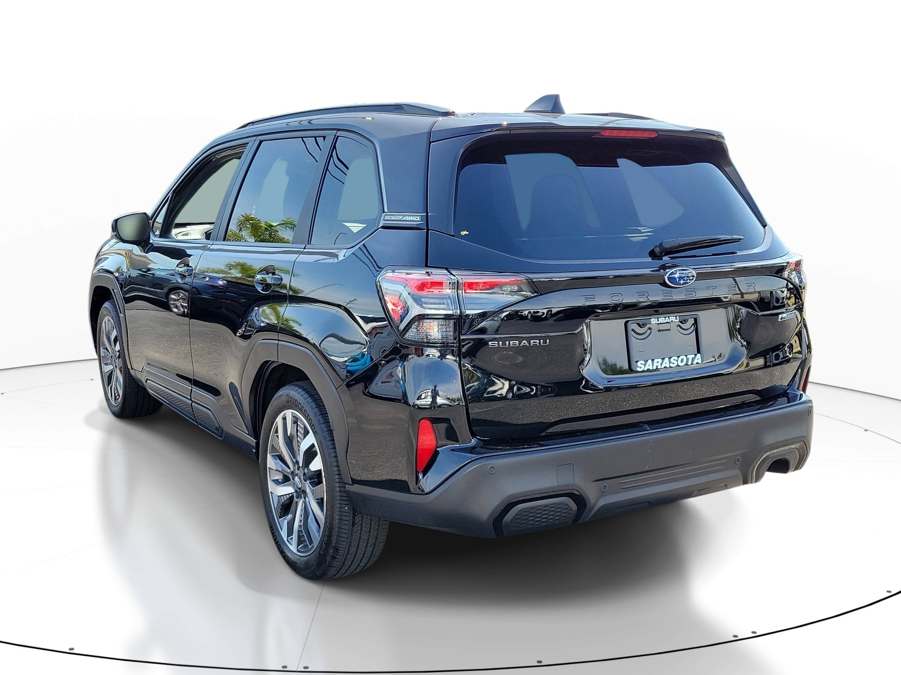 Used 2025 Crystal Black Silica Subaru Touring image 3