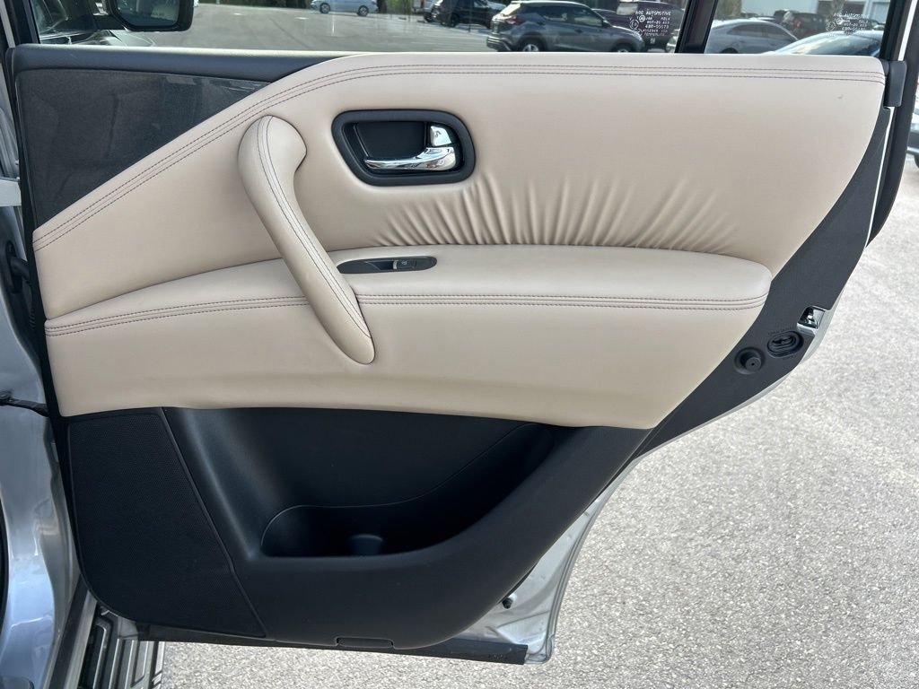 Used 2022 Silver Nissan SV image 46