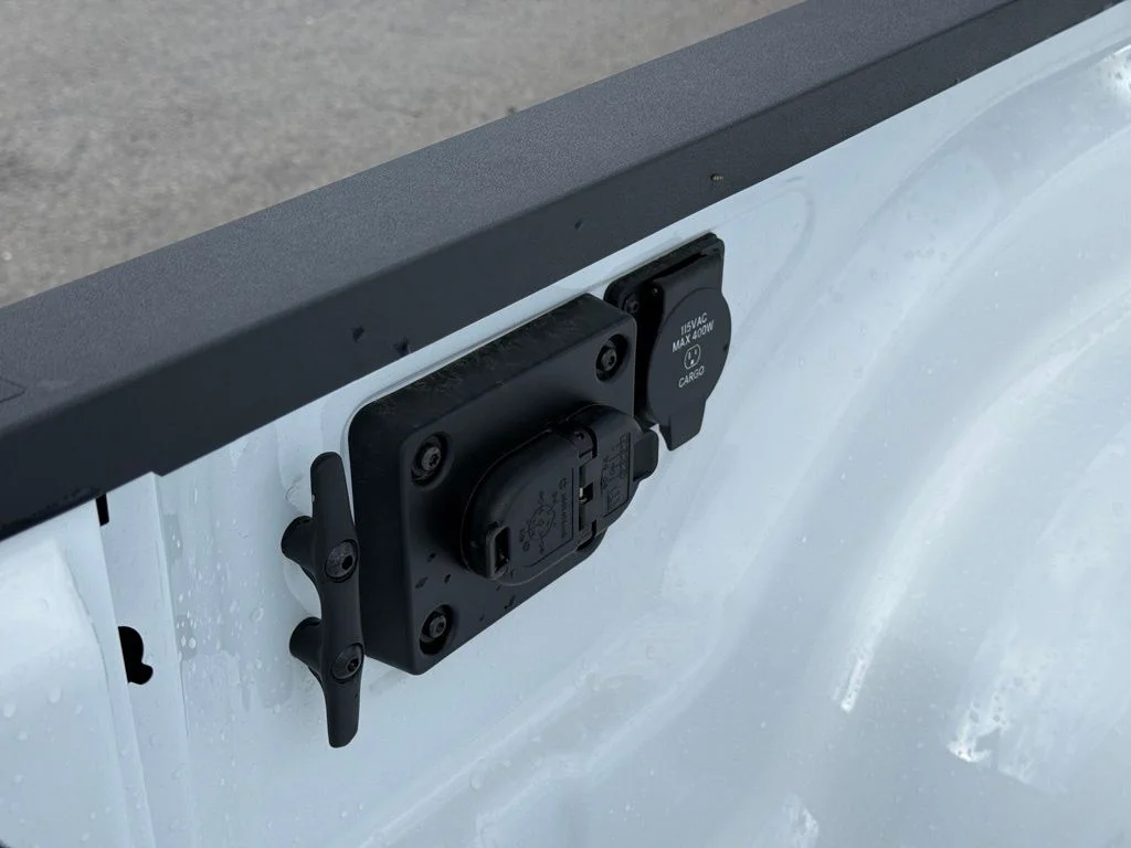 New 2026 Bright White Clear-Coat Exterior Paint RAM Tradesman image 9