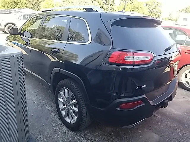 Used 2015 Black Jeep Limited image 15