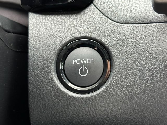 2026 Toyota Camry SE - Photo 24