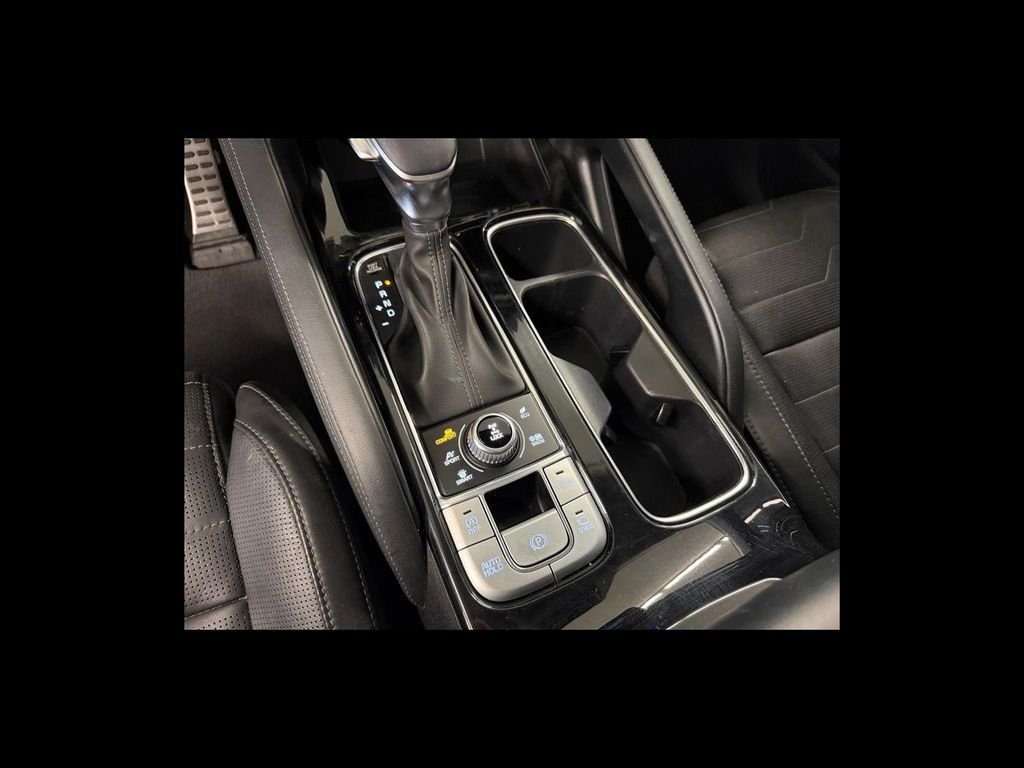 Used 2022 Gray Kia SX image 23
