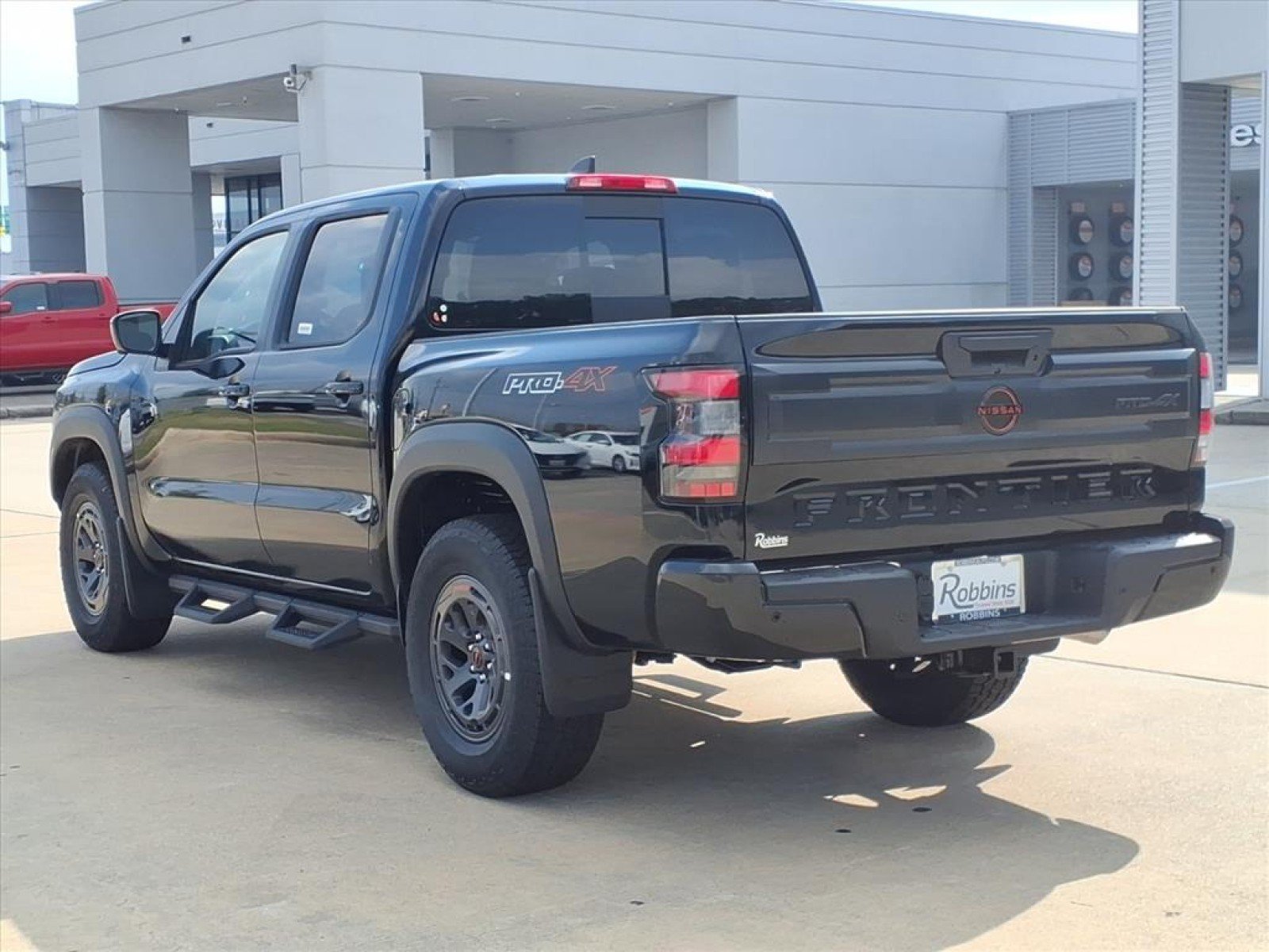 2026 Nissan Frontier Crew Cab PRO-4X® - 6