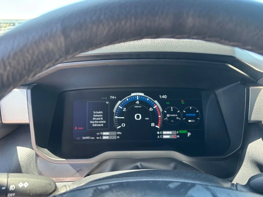 Used 2023  Toyota Limited image 19