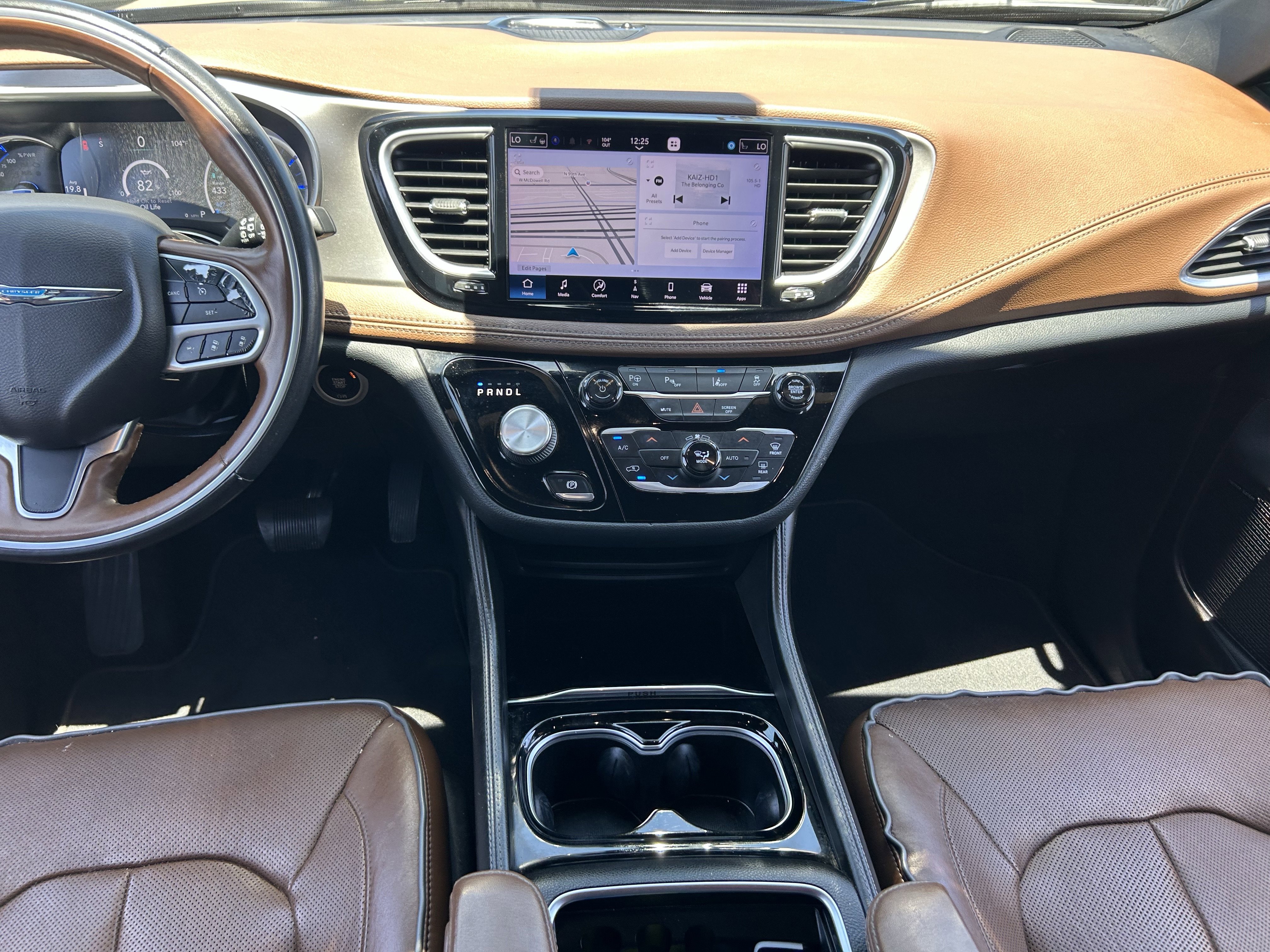 Used 2021 Ocean Blue Metallic Chrysler Hybrid Limited image 16