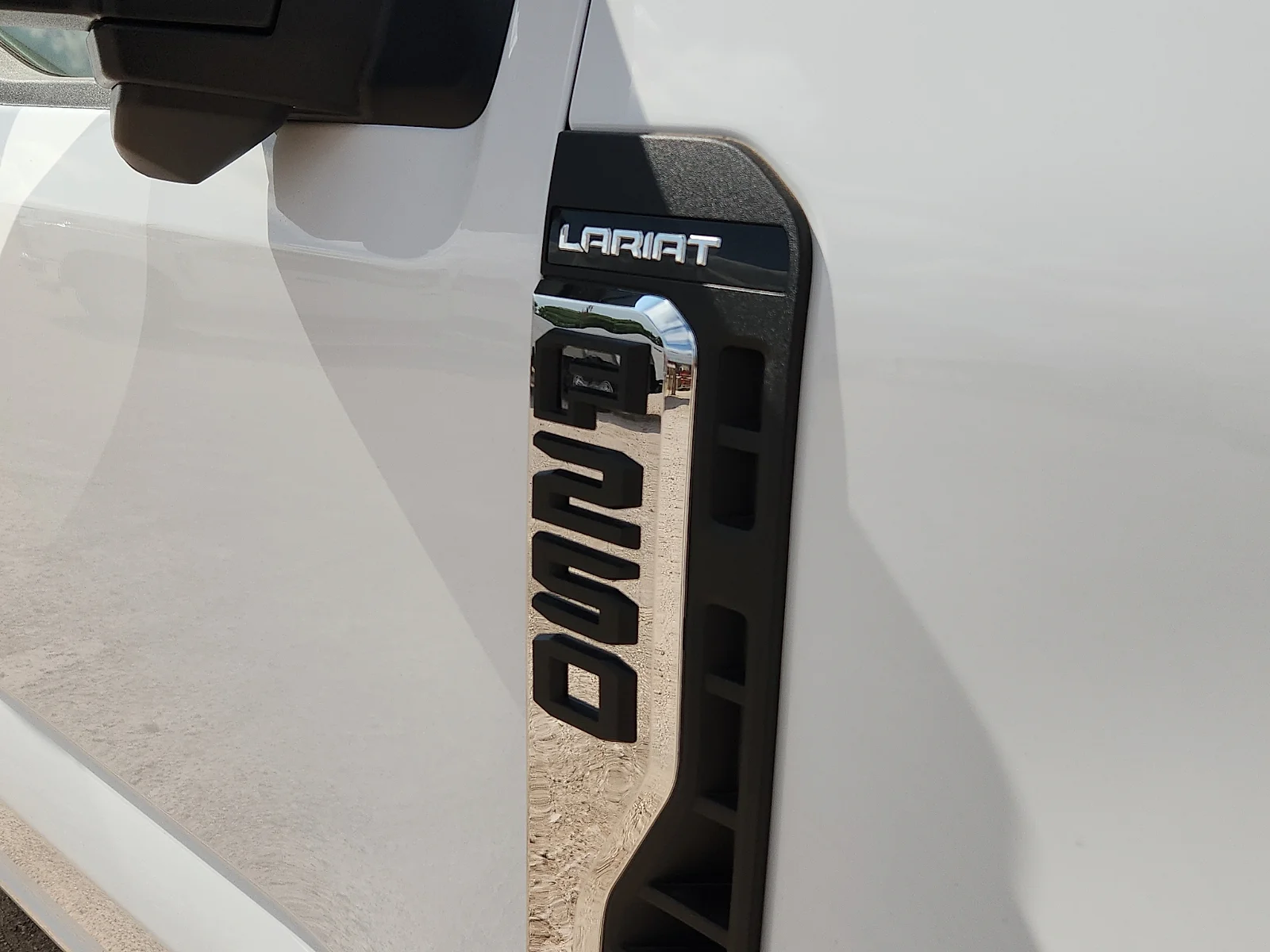 New 2026 Oxford White Ford F-250® Lariat® image 10