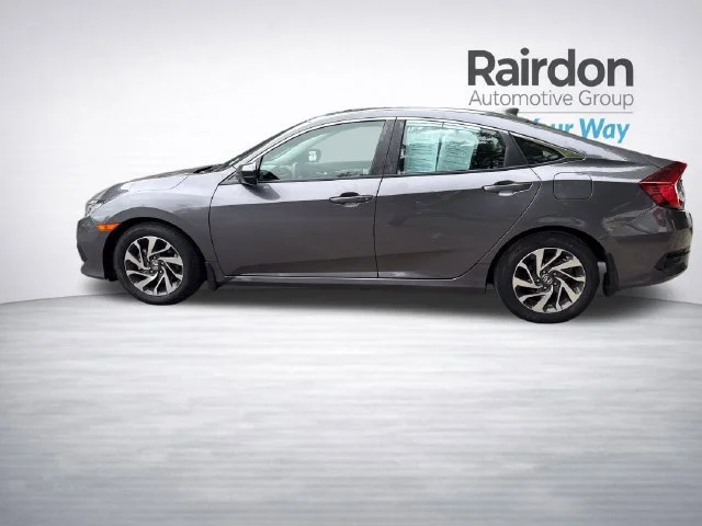 Used 2018  Honda EX image 4