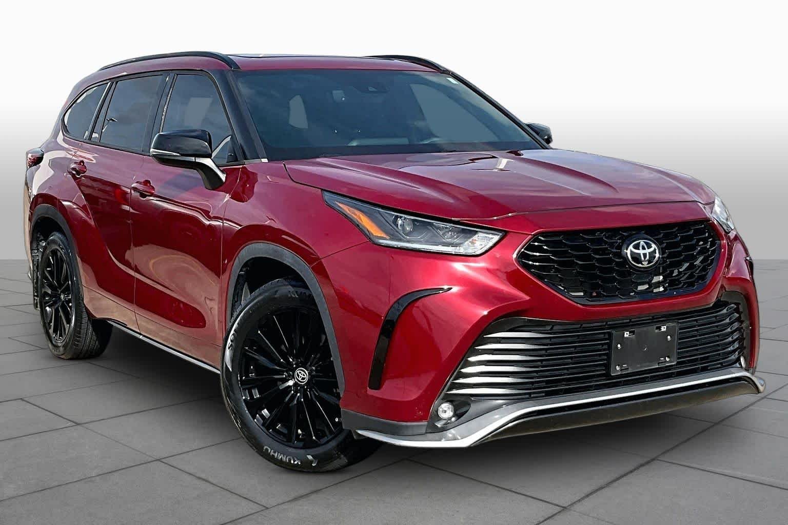 Used 2023 Ruby Flare Pearl Toyota XSE image 3