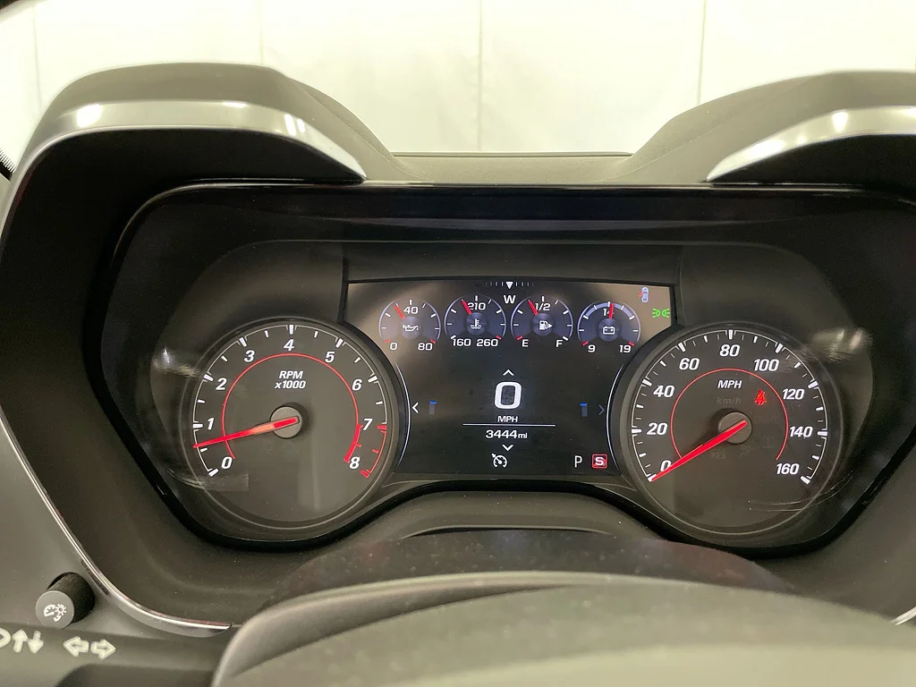 Used 2024 Summit White Chevrolet LT image 11