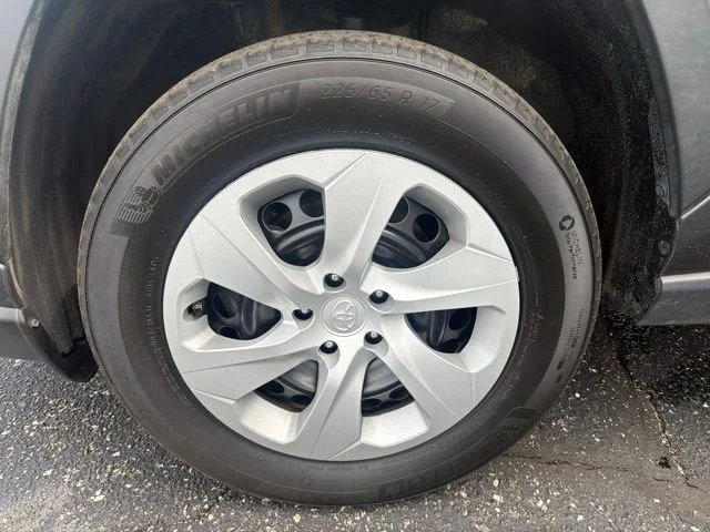 Certified Used 2025 Magnetic Gray Metallic Toyota LE image 10