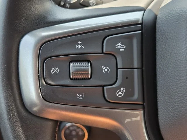 Used 2025 Black Chevrolet LTZ image 25