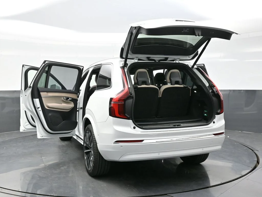 New 2026 Crystal White Volvo Plus image 49
