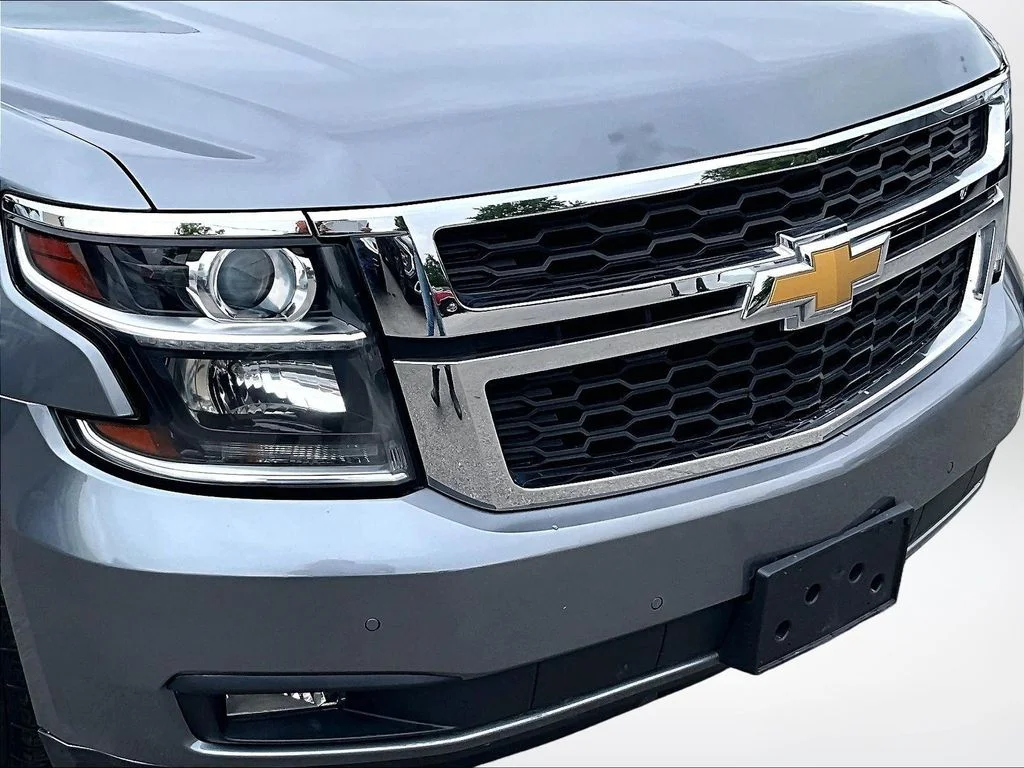 Used 2019 Gray Chevrolet LT image 29