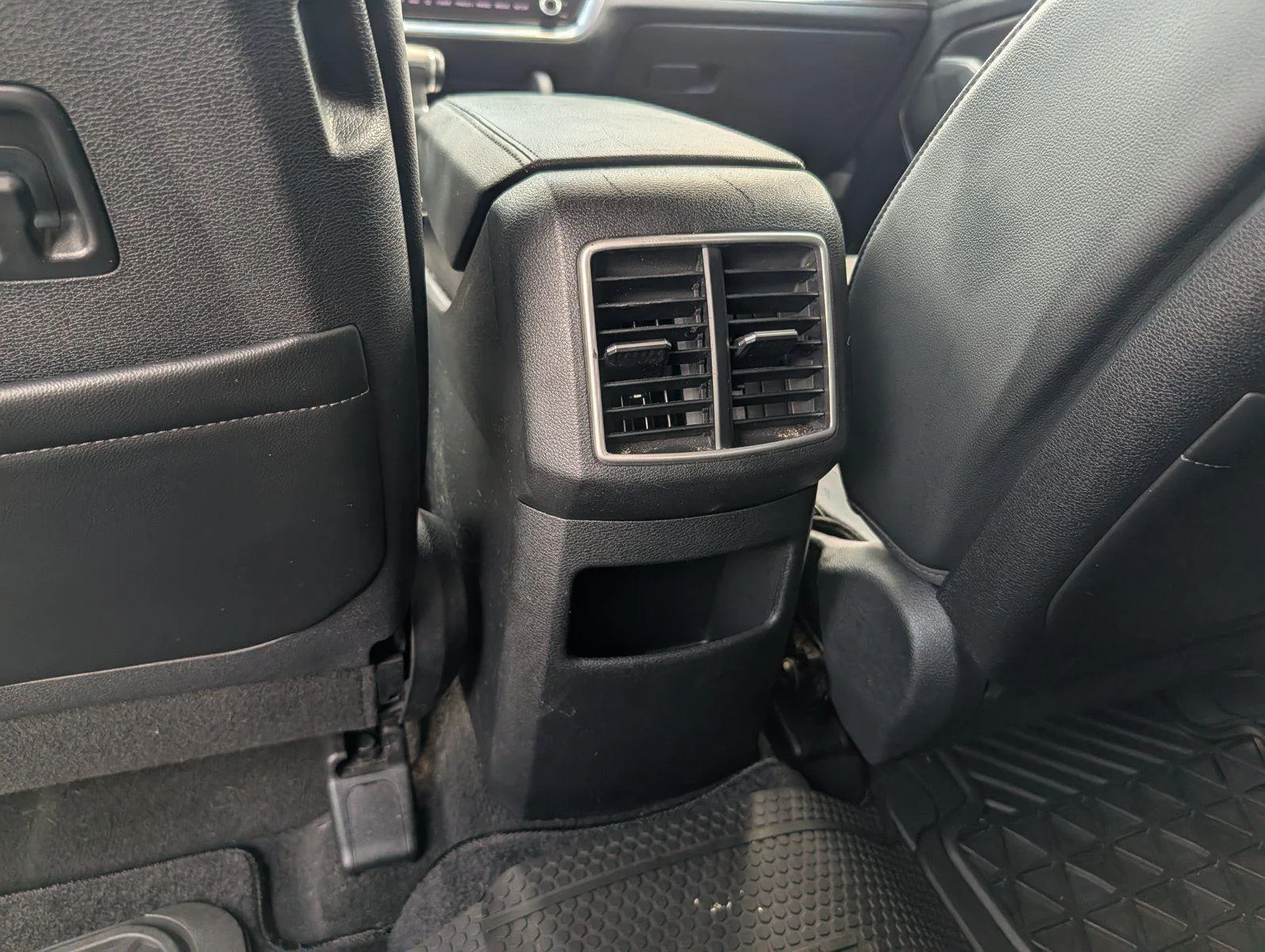 Used 2023 Glacial White Pearl Kia EX image 30