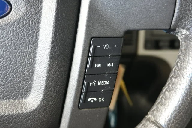 Used 2014 Ingot Silver Metallic Ford XLT image 16