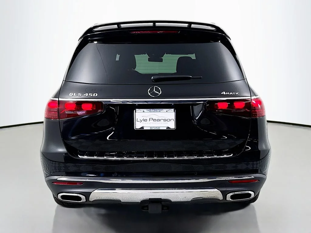 Used 2025 Black Mercedes-Benz GLS 450 image 10