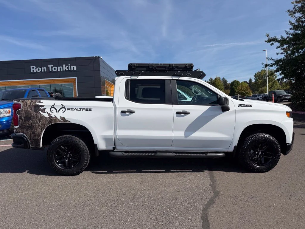 Used 2021 White Chevrolet Custom Trail Boss image 8
