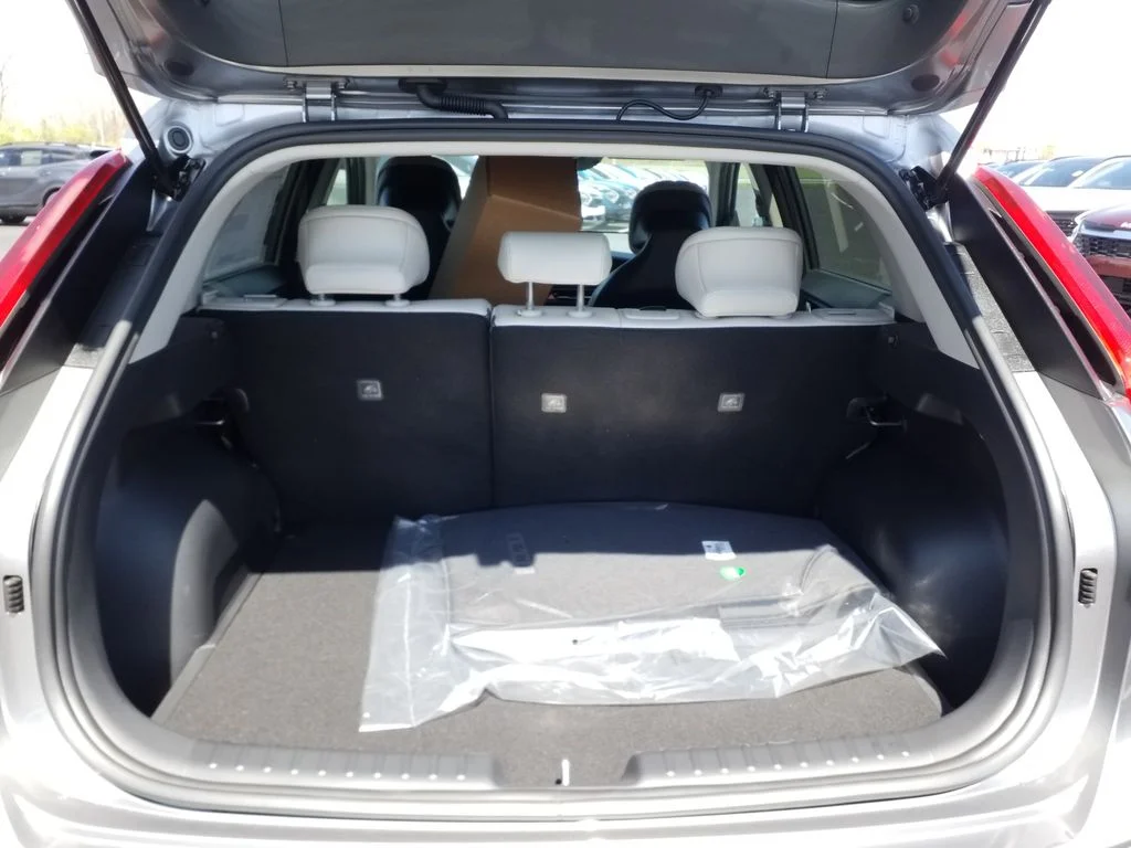 2025 Kia Niro EX - Photo 20