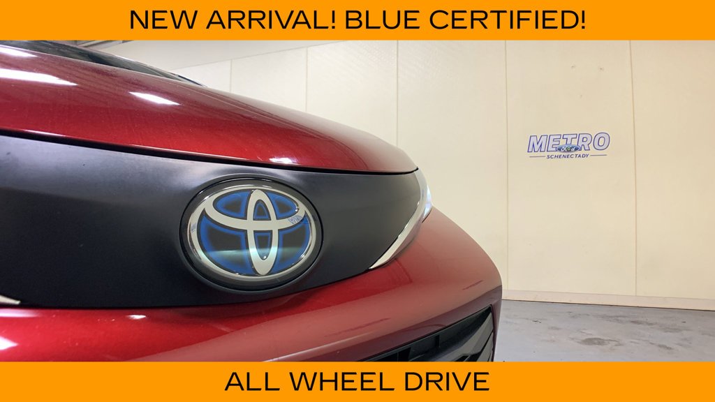 Certified Used 2021 Pearl Toyota LE image 42