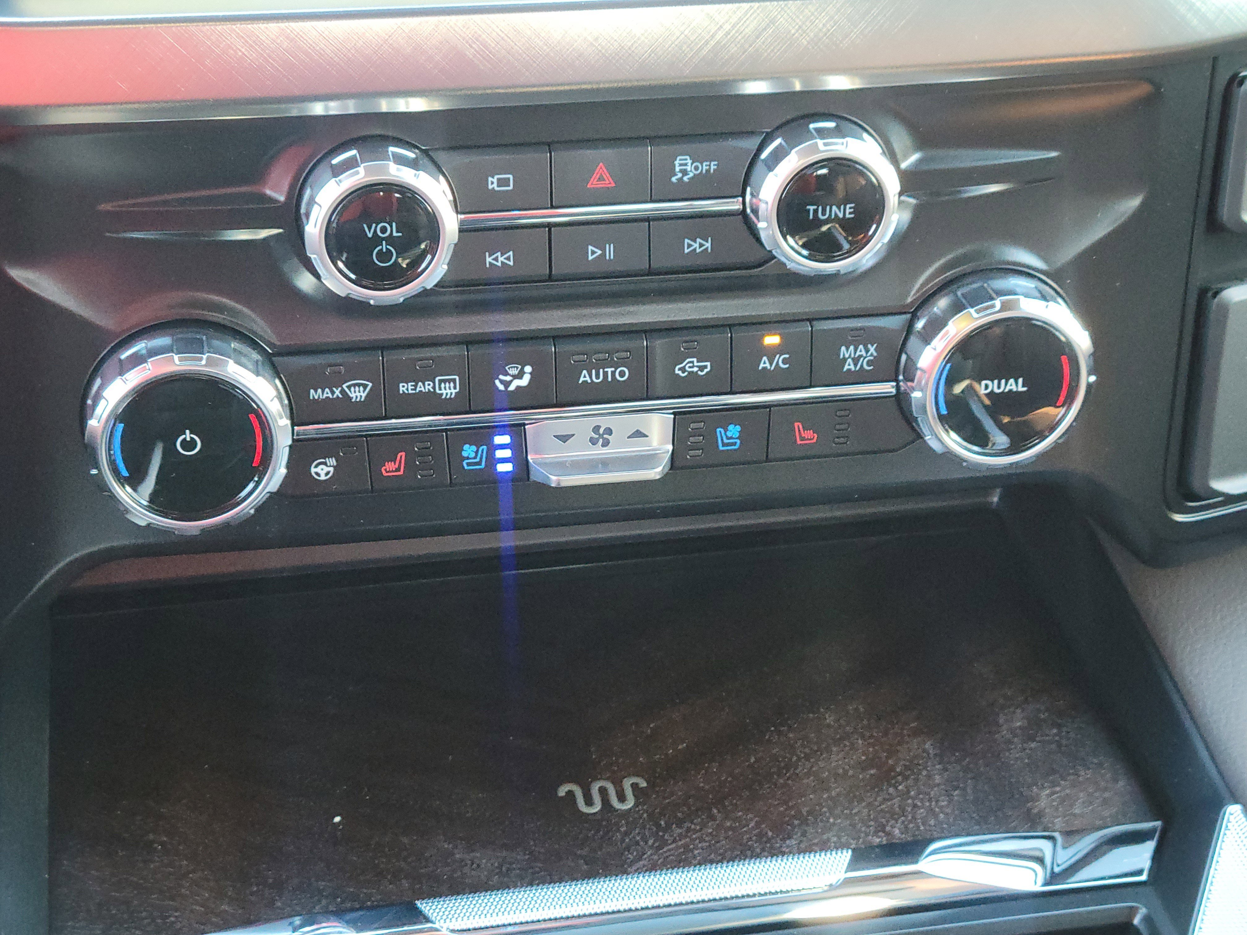 New 2026 Star White Metallic Tri-Coat Ford King Ranch image 21