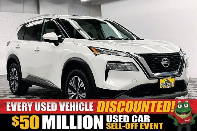 Used 2021 Glacier White Nissan SV image 1