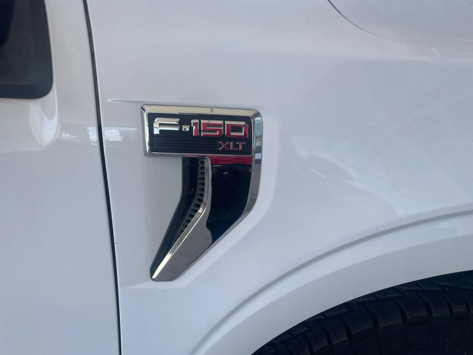 Used 2024 White Ford XLT image 7