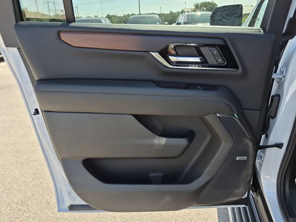 2026 GMC Yukon XL Denali - Photo 38