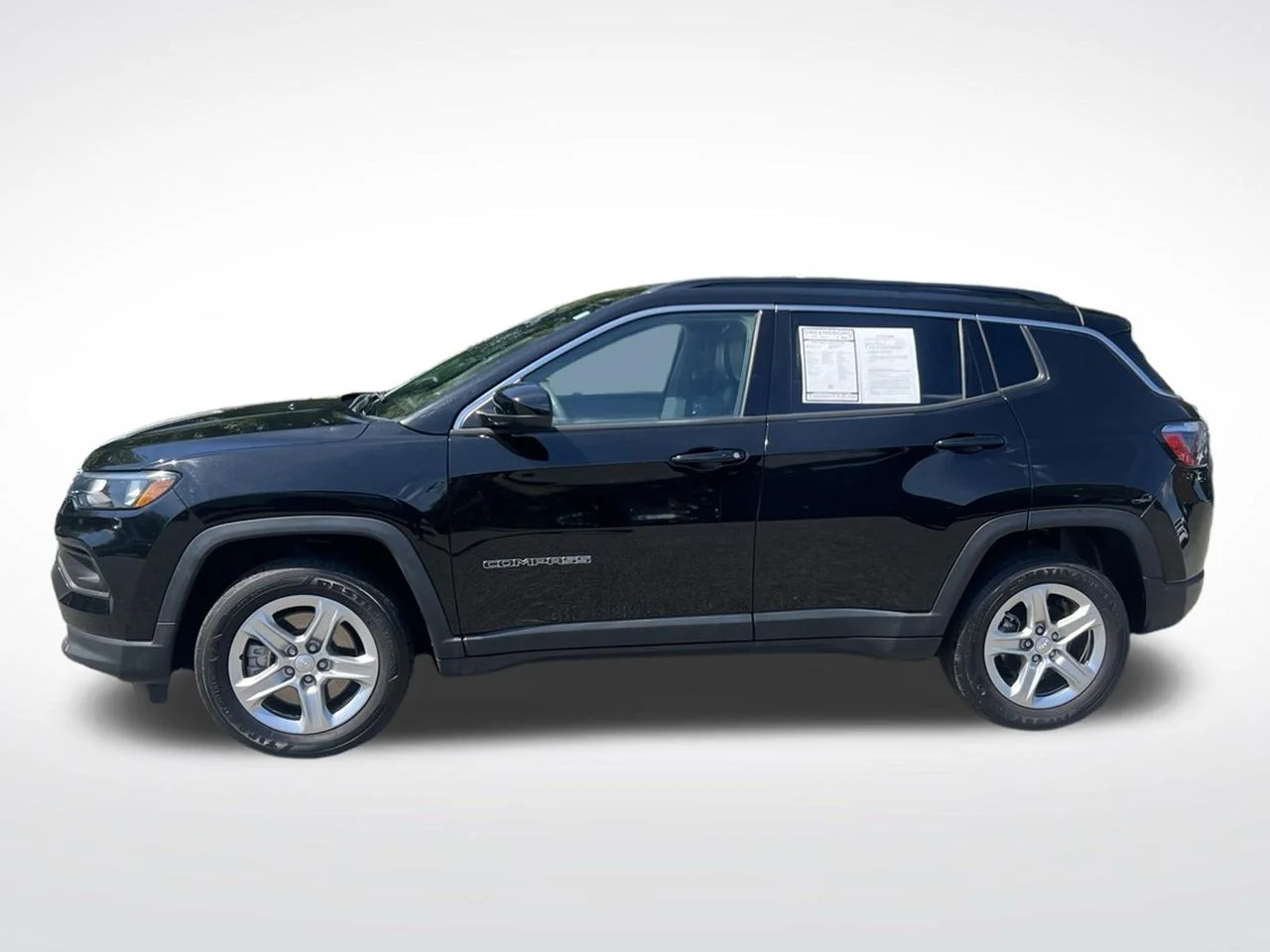 Used 2023 Black Jeep Latitude image 2