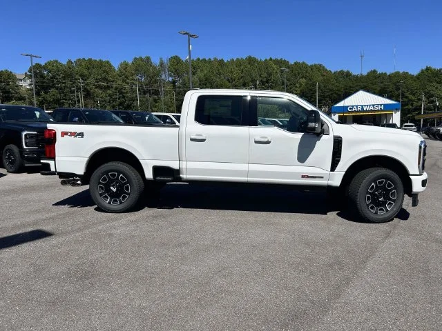New 2027 White Ford Platinum image 2