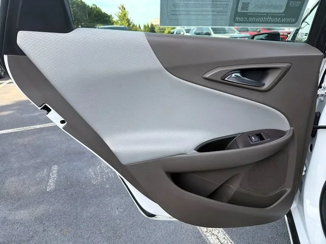 Used 2020 SUMMIT WHITE Chevrolet LS image 21