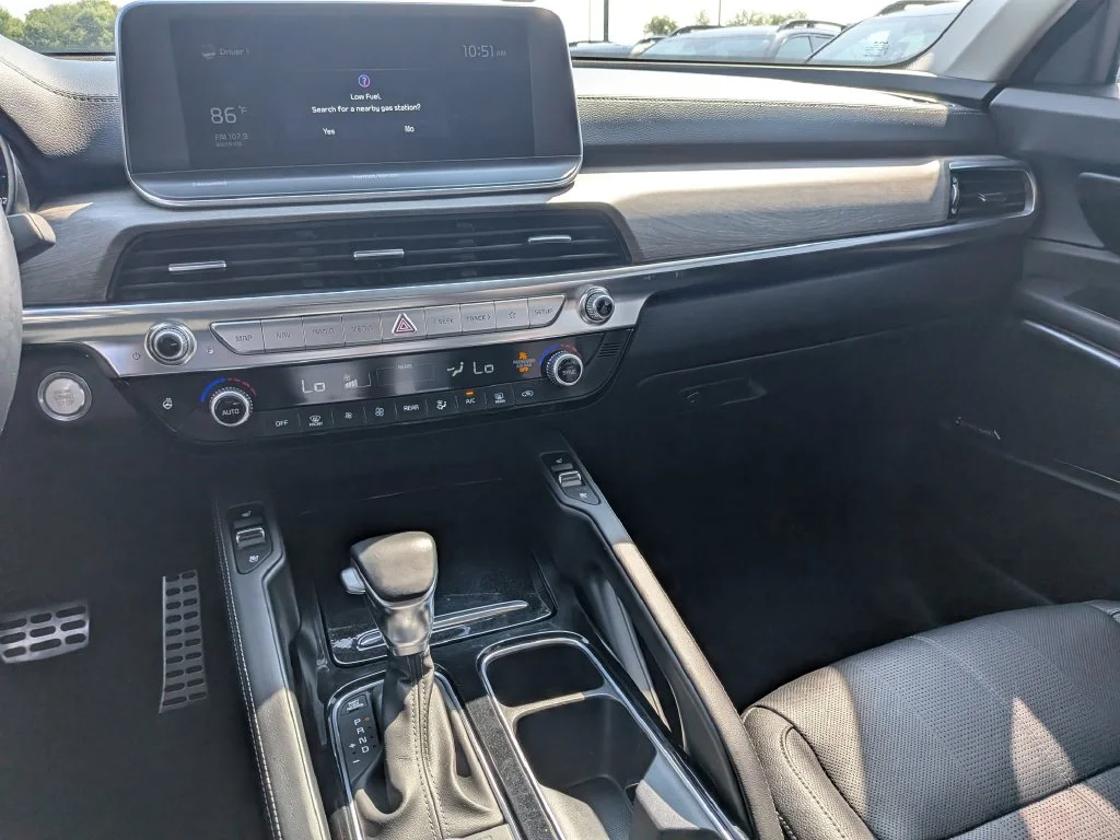 Certified Used 2022  Kia SX image 10