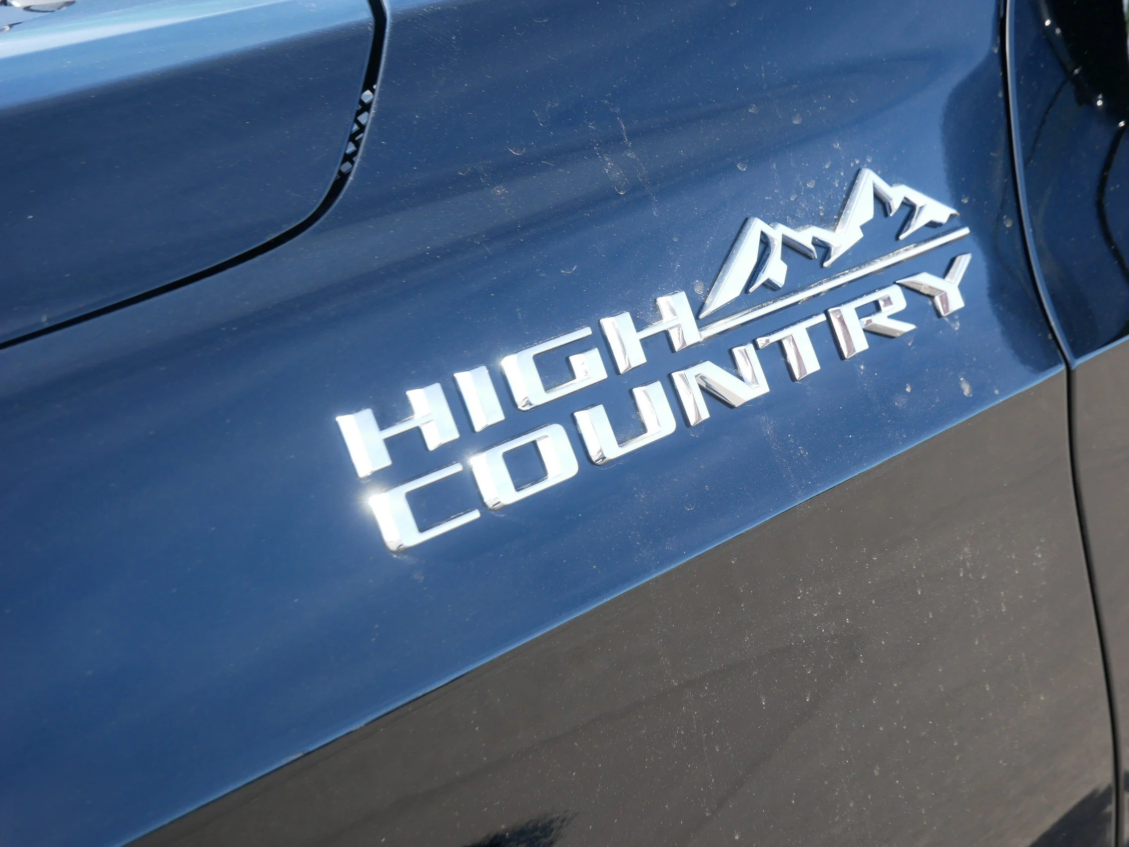 Used 2024 Black Chevrolet High Country image 24
