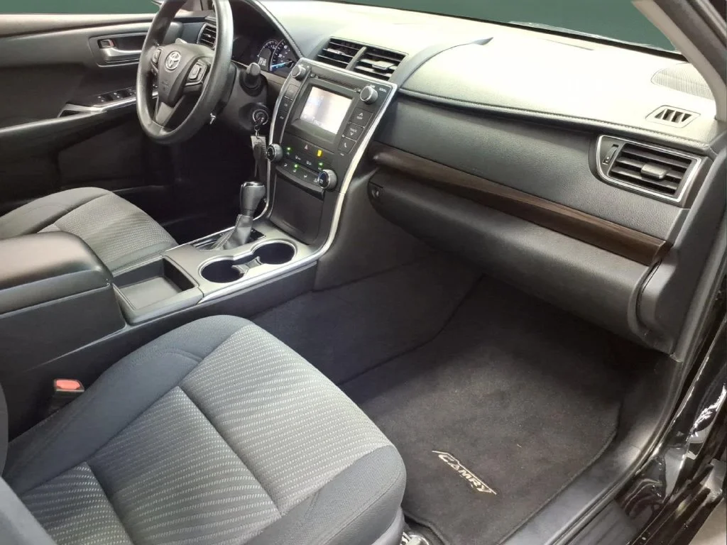 Used 2015 Attitude Black Toyota LE image 19