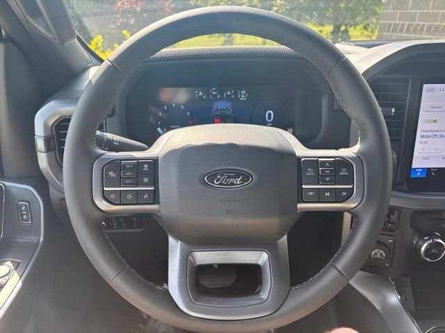 New 2026 Oxford White Ford XLT image 20