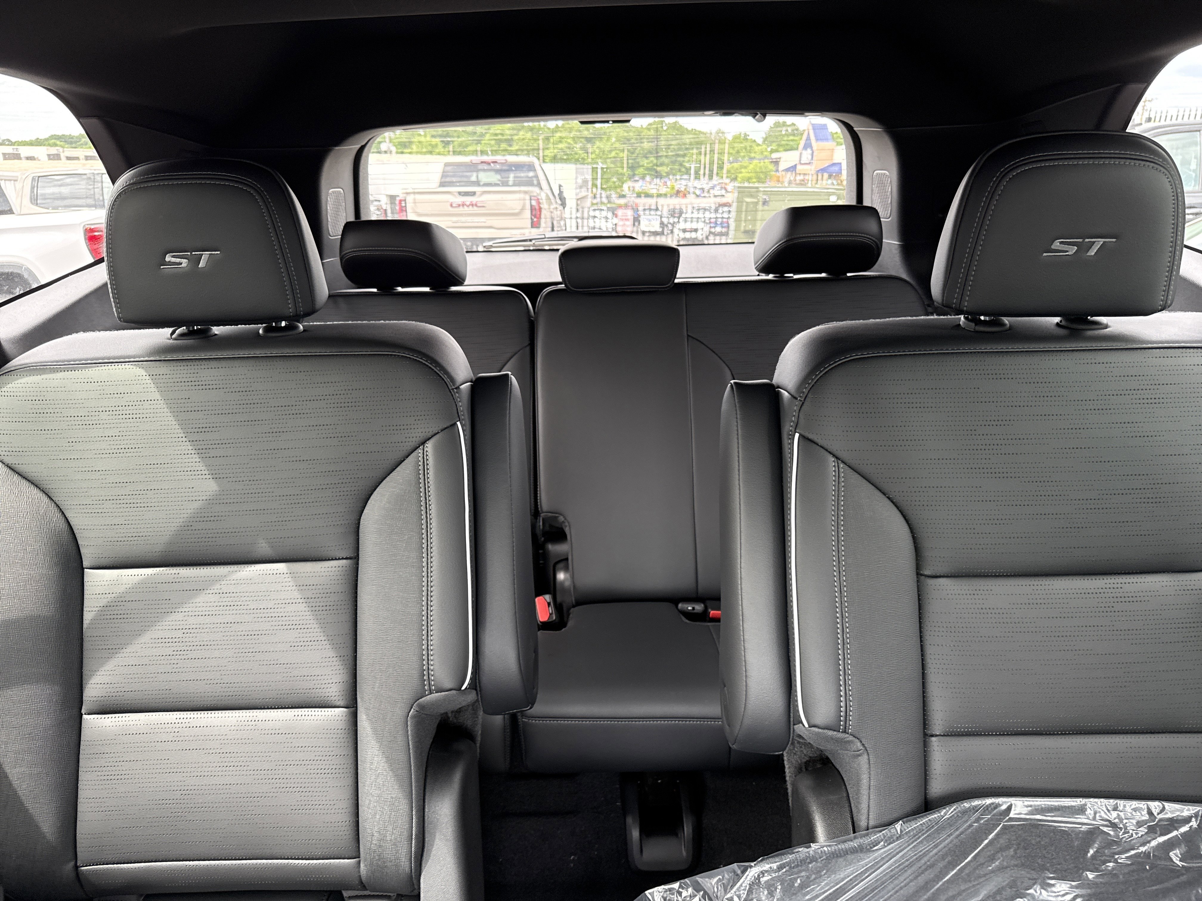 2026 Buick Enclave Sport Touring - Photo 17