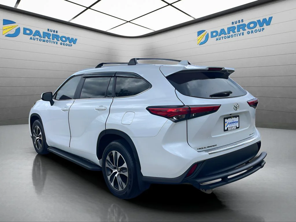 Certified Used 2023 Beige Toyota XLE image 3