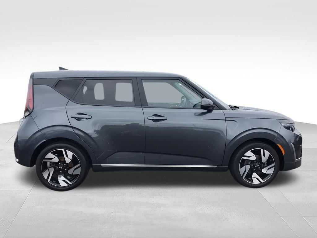 Used 2023 Gray Kia GT-Line image 9