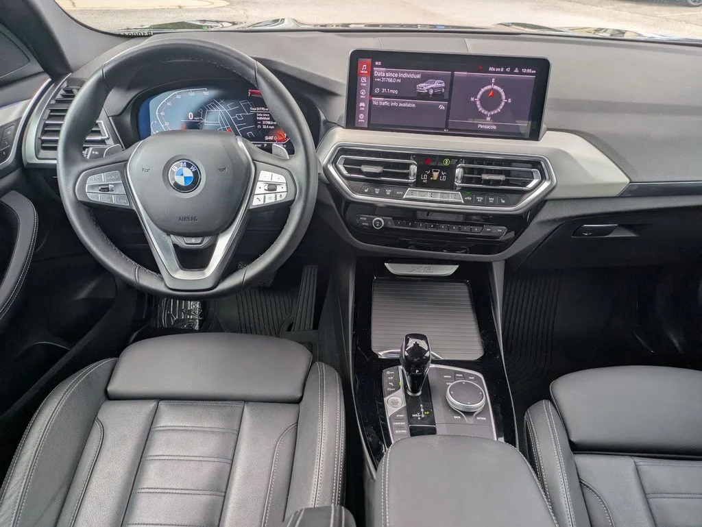 Used 2023 Gray BMW sDrive30i image 25