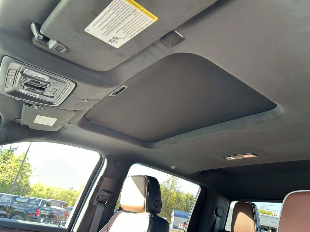 New 2026 Glacier White Tricoat GMC Denali Ultimate image 18