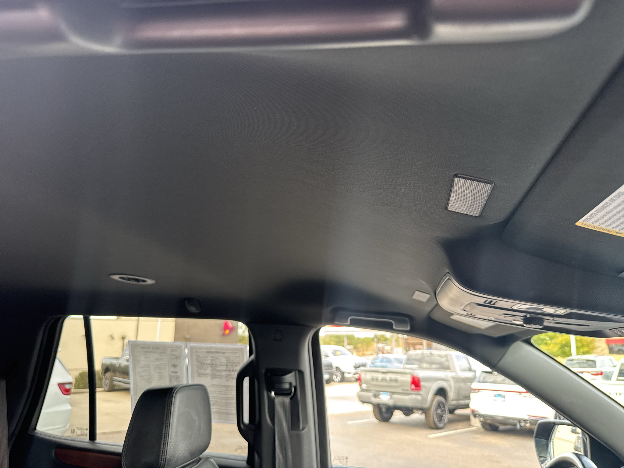 Used 2025 Onyx Black GMC Denali image 11