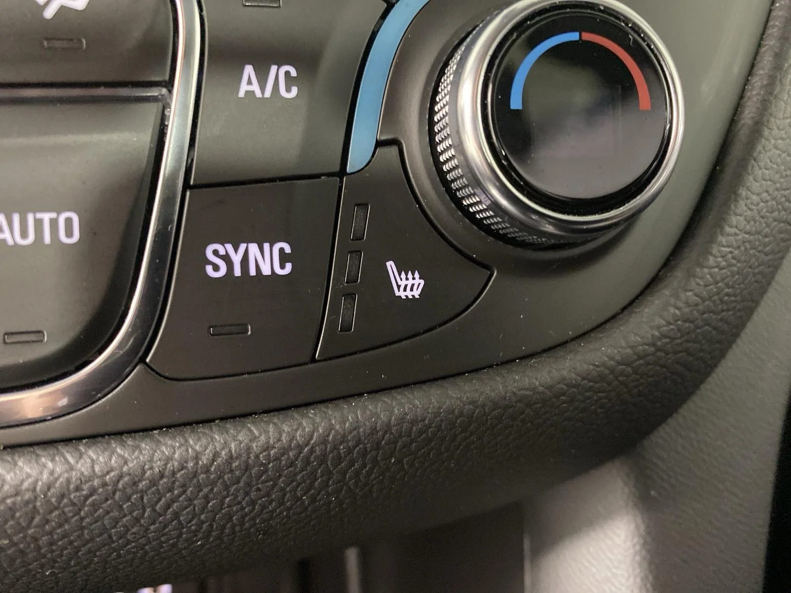 Used 2024 Lakeshore Blue Metallic Chevrolet LT image 20