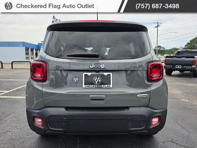 Used 2021 Sting-Gray Clearcoat Jeep Latitude image 6